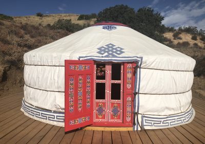 yurt-exterior_01